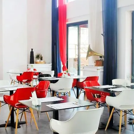 Loveyou Готель Чешме